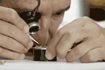 青岛欧米茄官方售后洗油